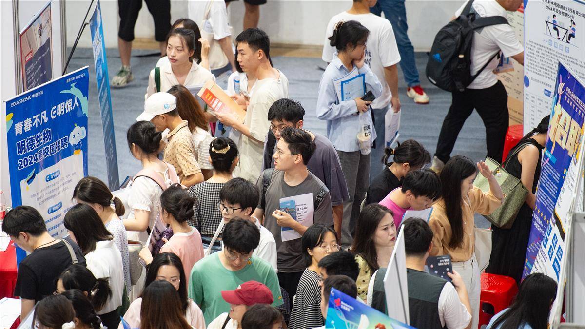 万赢棋牌游戏